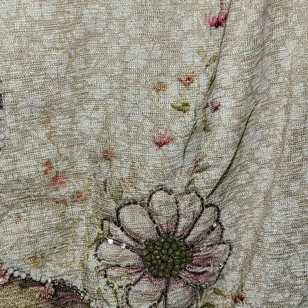 TAHARI TABLE RUNNER 16